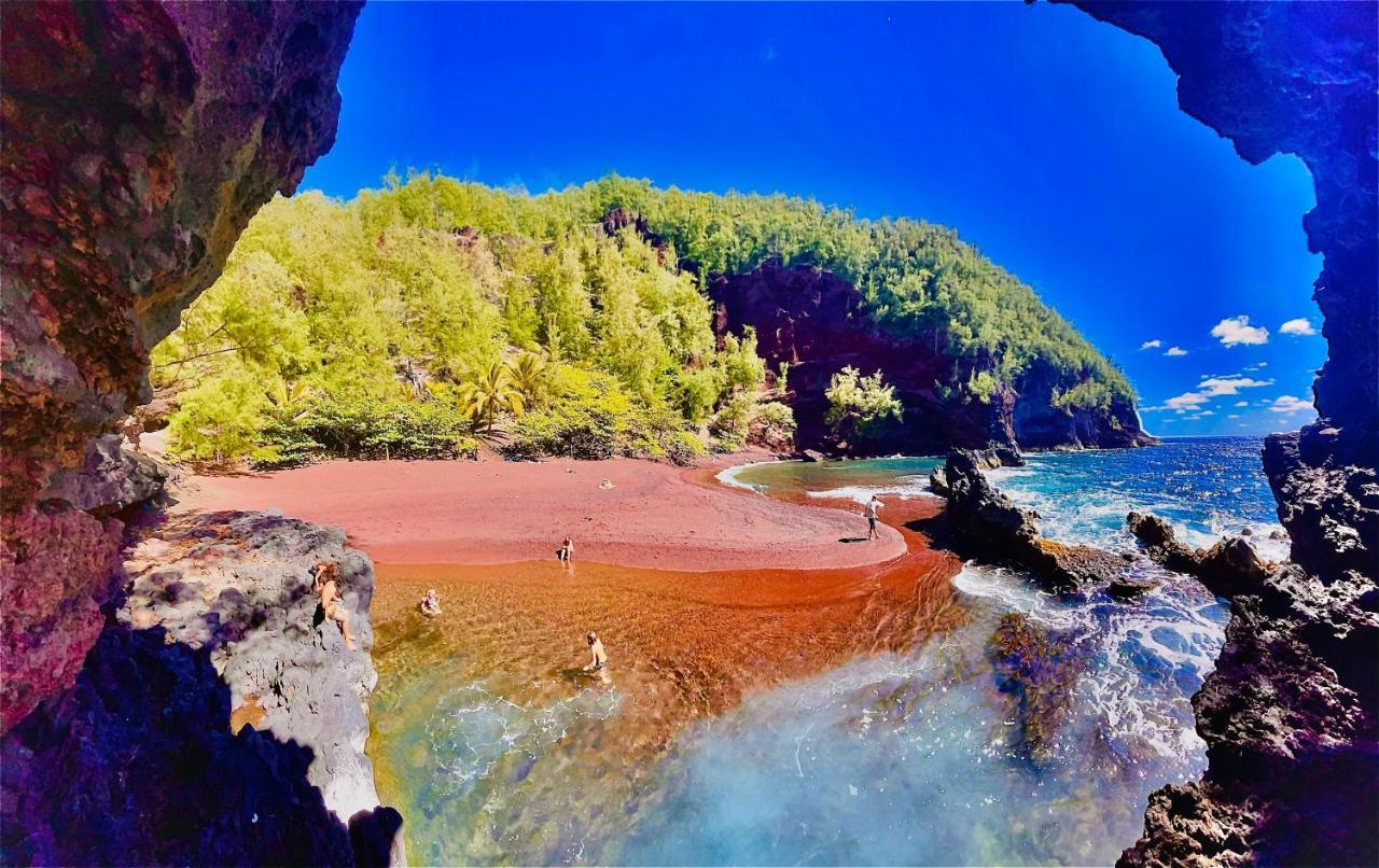 Explore Maui'S Diverse Campgrounds And Uncover The Island'S Beauty From Fresh Perspectives Every Day As You Journey With Aloha Glamp'S Great Jeep Equipped With A Rooftop Tent Paia Dış mekan fotoğraf